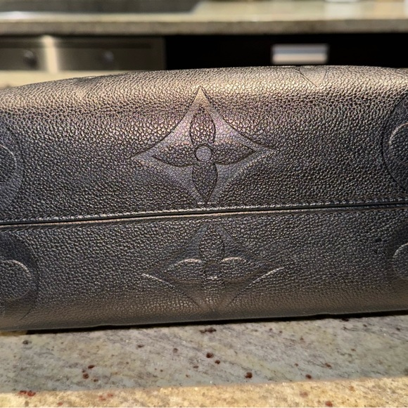 Louis Vuitton Onthego BB - Picture 5 of 7